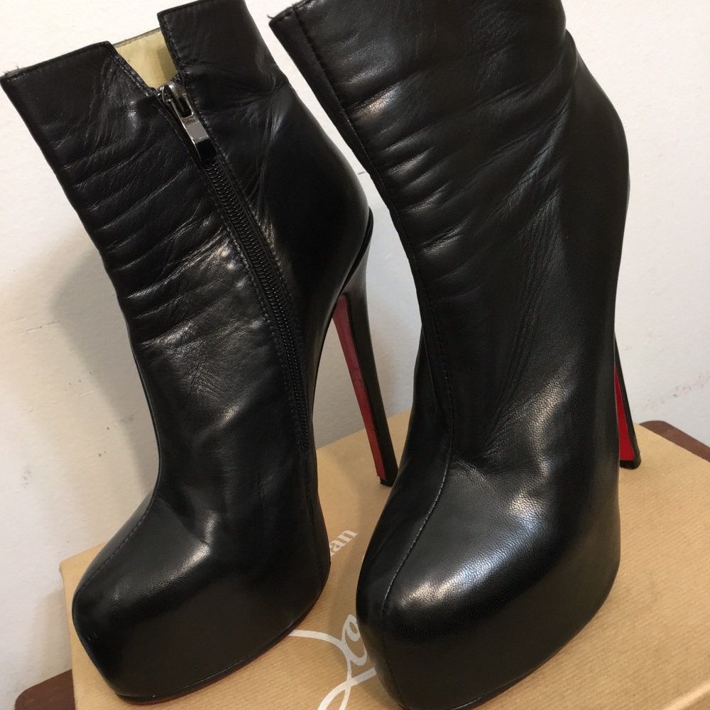 Christian Louboutin Black Leather Heels Ankle Boots. Size 37. With box